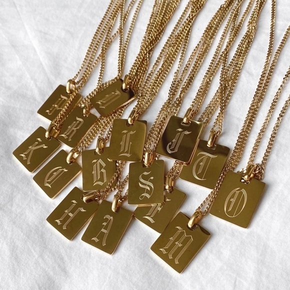 🌟SALE🌟 Initial Letter “A-Z” Old English Pendant 18K Gold Plated Necklace - Picture 1 of 11